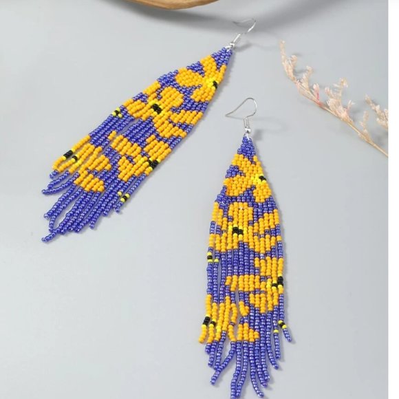 ⭐️❤️ FREE Beaded Fringe Daisy Tassel Drop Flower Floral Hipster Disco Earrings - Picture 2 of 4